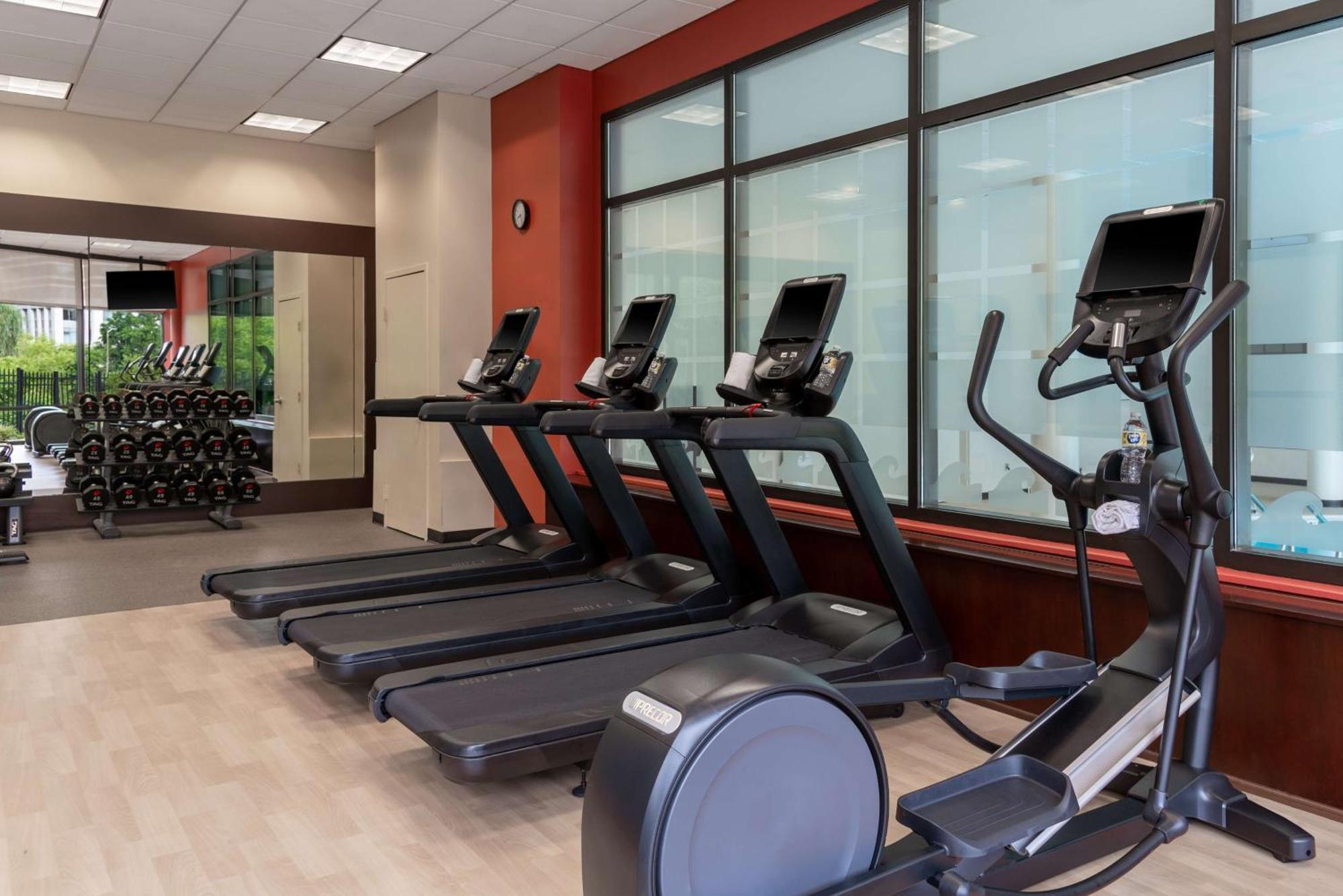 Hilton Alexandria Mark Center Εξωτερικό φωτογραφία