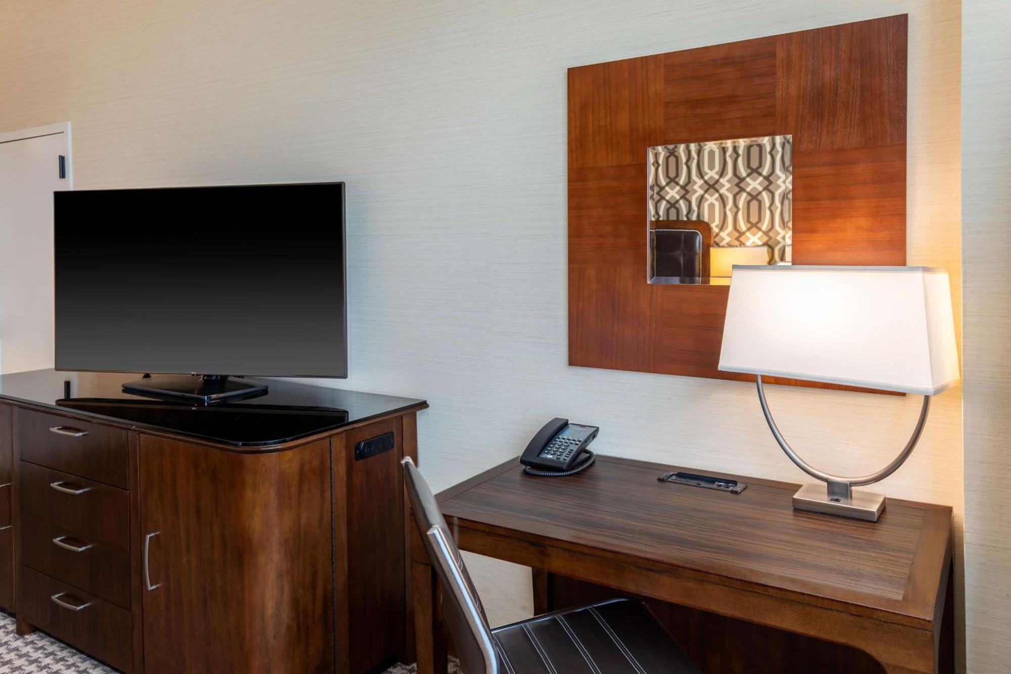 Hilton Alexandria Mark Center Εξωτερικό φωτογραφία
